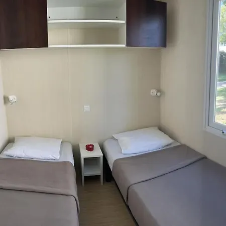Mobil Camping Tohapi Ile Du Rhin Camping *
